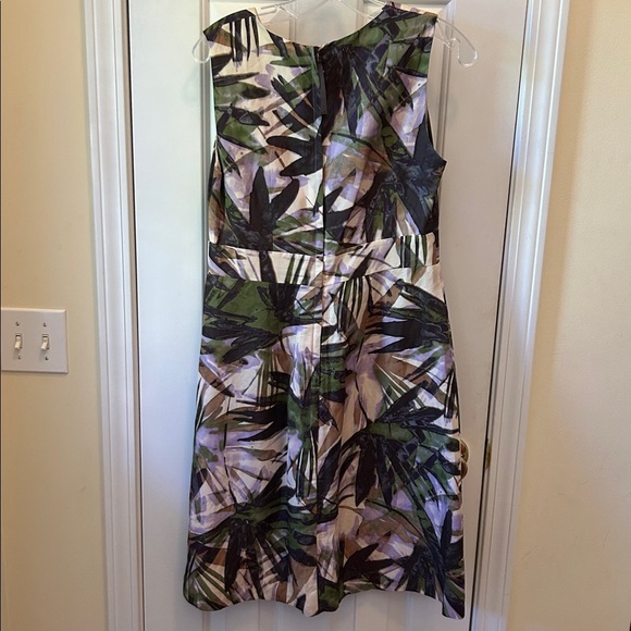 Banana Republic Aline Leaf Print Dress - Picture 6 of 11